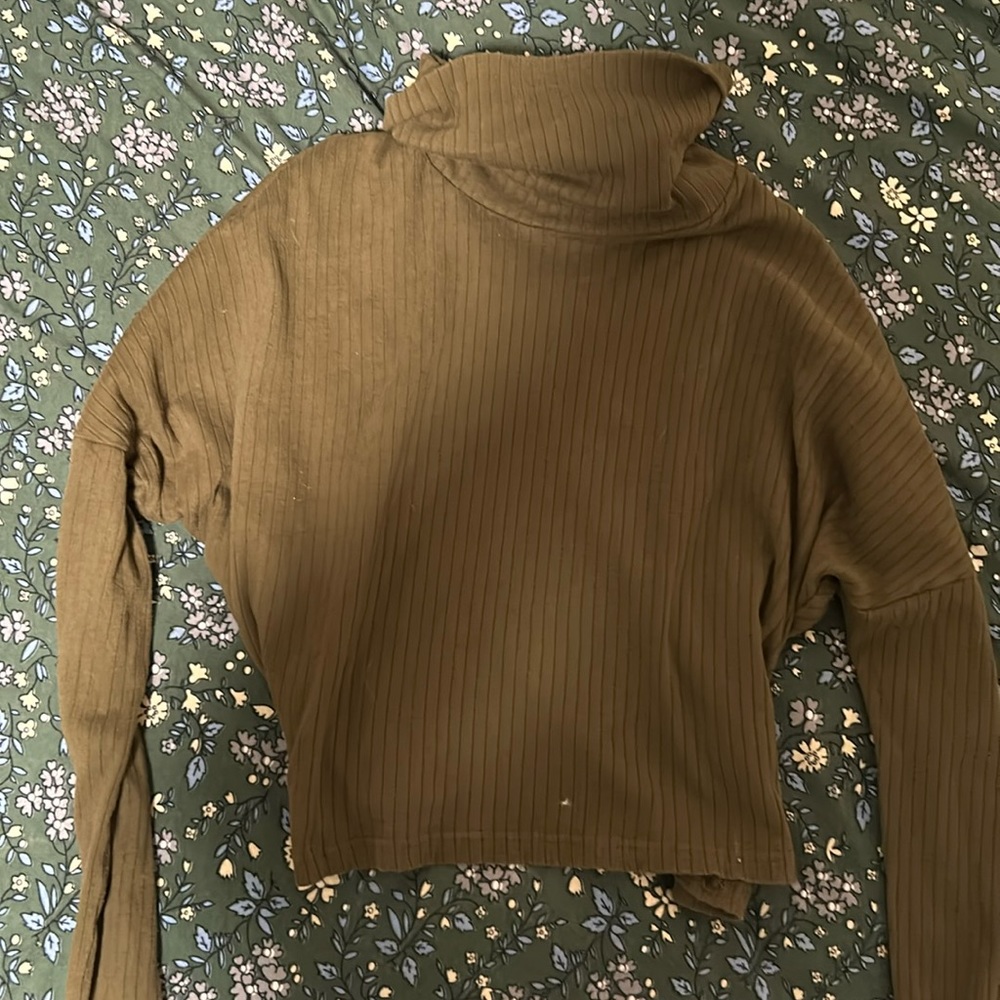 Navy green ribbed turtle neck sweater